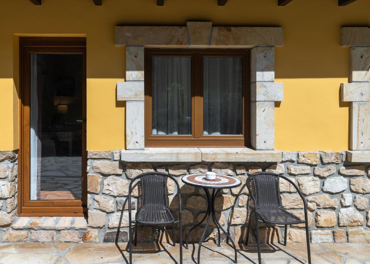 Logis Hotel Restaurante La Casa De Juansabeli Лас-Аренас Екстер'єр фото